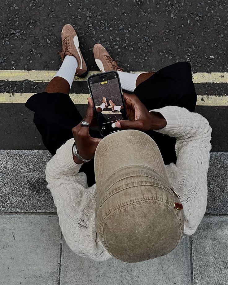 Kofi B., Sneakers creator